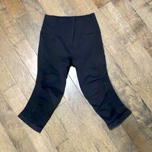 Lululemon crop leggings